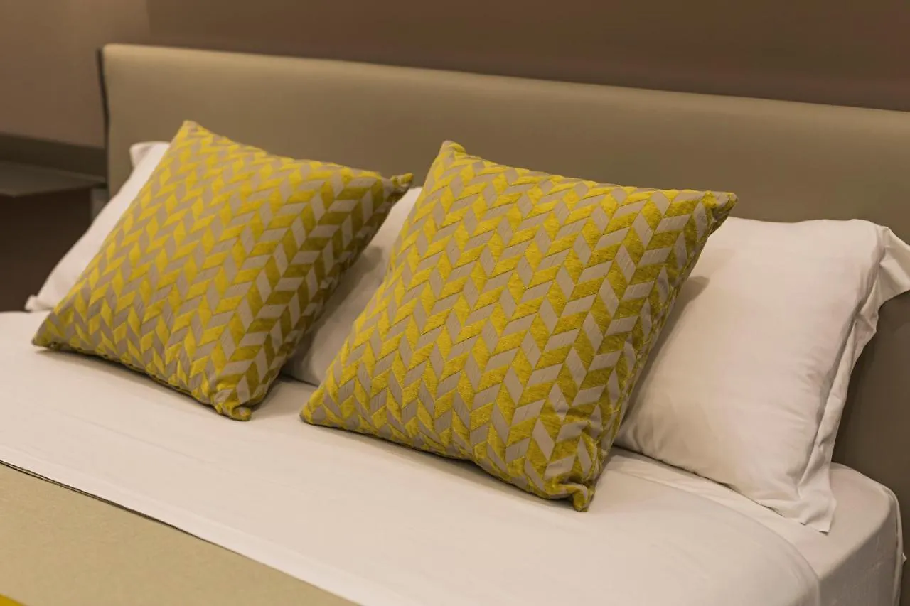 Morpheus Rooms Naples Italy