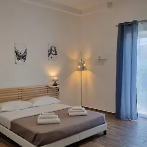 Bed & Breakfast Fly, Naples