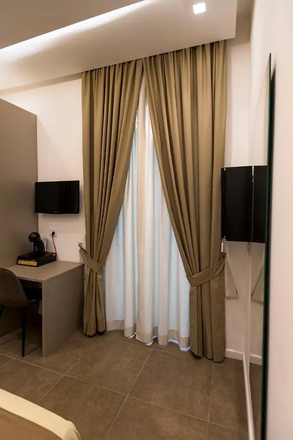 Morpheus Rooms Naples Guest house